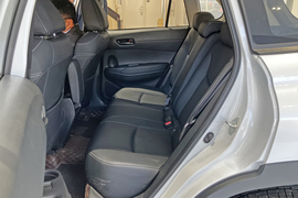 2025款丰田卡罗拉锐放