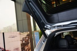 2014款Jeep自由光2.4L豪华版