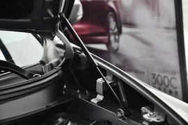 2014款Jeep自由光2.4L豪华版