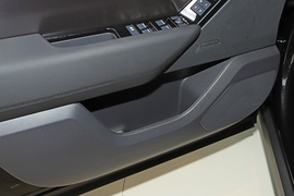 2026款路虎揽胜星脉