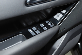 2026款路虎揽胜星脉