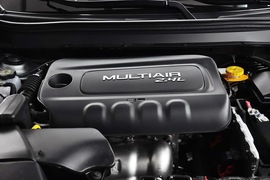 2014款Jeep自由光2.4L豪华版