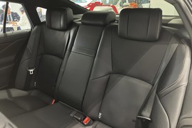 2024款丰田皇冠