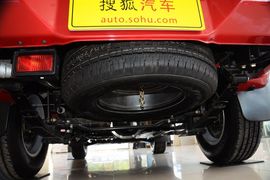 2013款日产帕拉丁2.4L手动纪念版豪华型