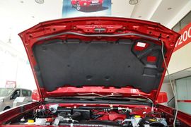 2013款日产帕拉丁2.4L手动纪念版豪华型