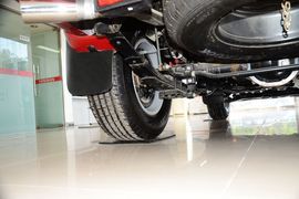 2013款日产帕拉丁2.4L手动纪念版豪华型