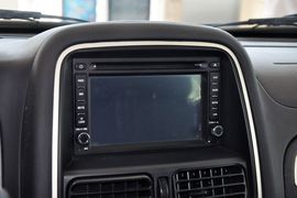 2013款日产帕拉丁2.4L手动纪念版豪华型