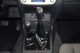 2013款日产帕拉丁2.4L手动纪念版豪华型