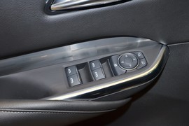 2025款凯迪拉克XT4