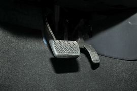 2026款丰田雷凌L