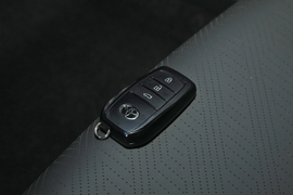 2026款丰田雷凌L