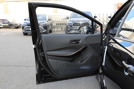 2026款丰田雷凌L