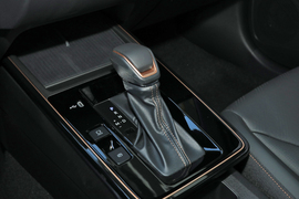 2026款丰田雷凌L