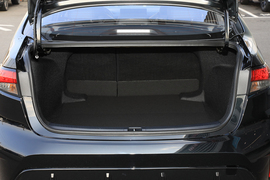 2026款丰田雷凌L