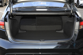 2026款丰田雷凌L