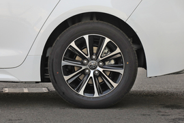 2026款丰田雷凌L