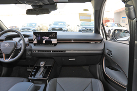 2026款丰田雷凌L