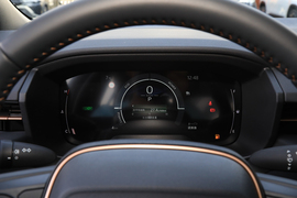 2026款丰田雷凌L