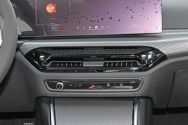 2026款宝马i3
