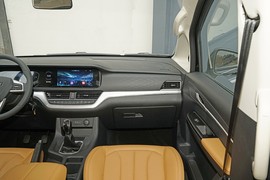 2026款北京制造锐胜王牌M7