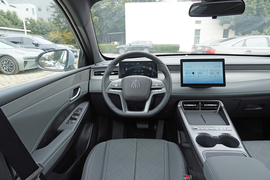 2026款比亚迪秦PLUS