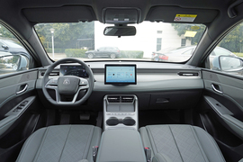 2026款比亚迪秦PLUS