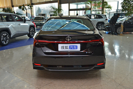 2024款丰田亚洲龙