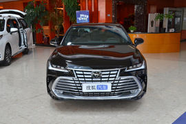 2024款丰田亚洲龙