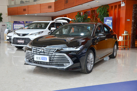 2024款丰田亚洲龙