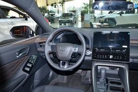 2024款丰田亚洲龙