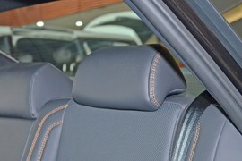 2024款丰田亚洲龙