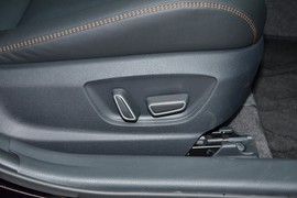 2024款丰田亚洲龙