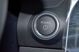 2024款丰田亚洲龙