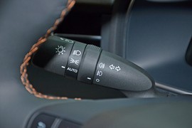 2024款丰田亚洲龙