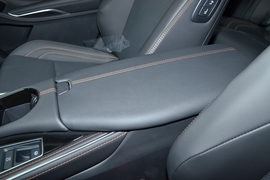 2024款丰田亚洲龙