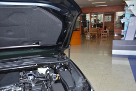 2024款丰田亚洲龙