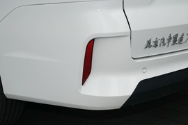 2026款北汽制造锐胜王牌M7