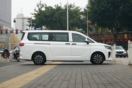 2026款北汽制造锐胜王牌M7