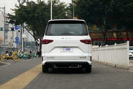 2026款北汽制造锐胜王牌M7