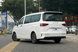 2026款北汽制造锐胜王牌M7