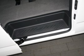 2026款北汽制造锐胜王牌M7