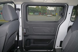 2026款北汽制造锐胜王牌M7