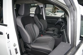 2026款北汽制造锐胜王牌M7