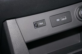 2026款北汽制造锐胜王牌M7