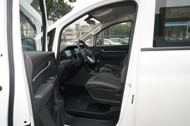 2026款北汽制造锐胜王牌M7