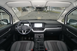 2026款北汽制造锐胜王牌M7