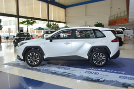 2026款丰田RAV4荣放