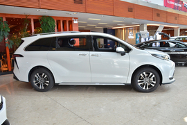 2026款丰田格瑞维亚