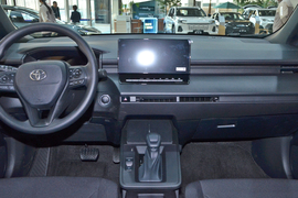 2026款丰田卡罗拉锐放