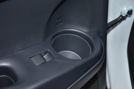 2026款丰田卡罗拉锐放